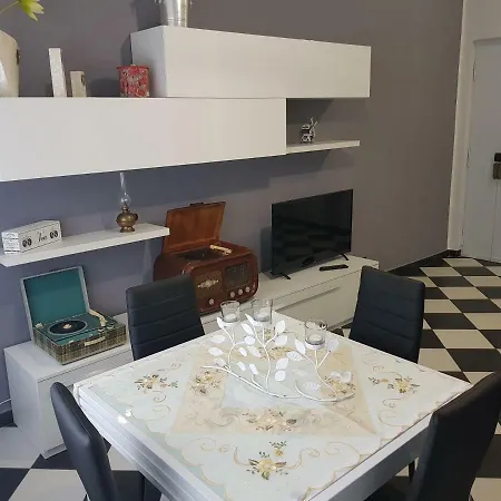 Saretta Apartment Asti
